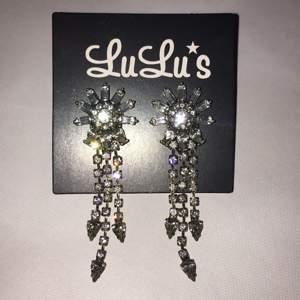 Lulu’s Earrings